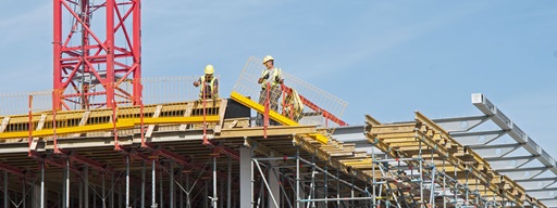 Bouwvakkers op een constructie